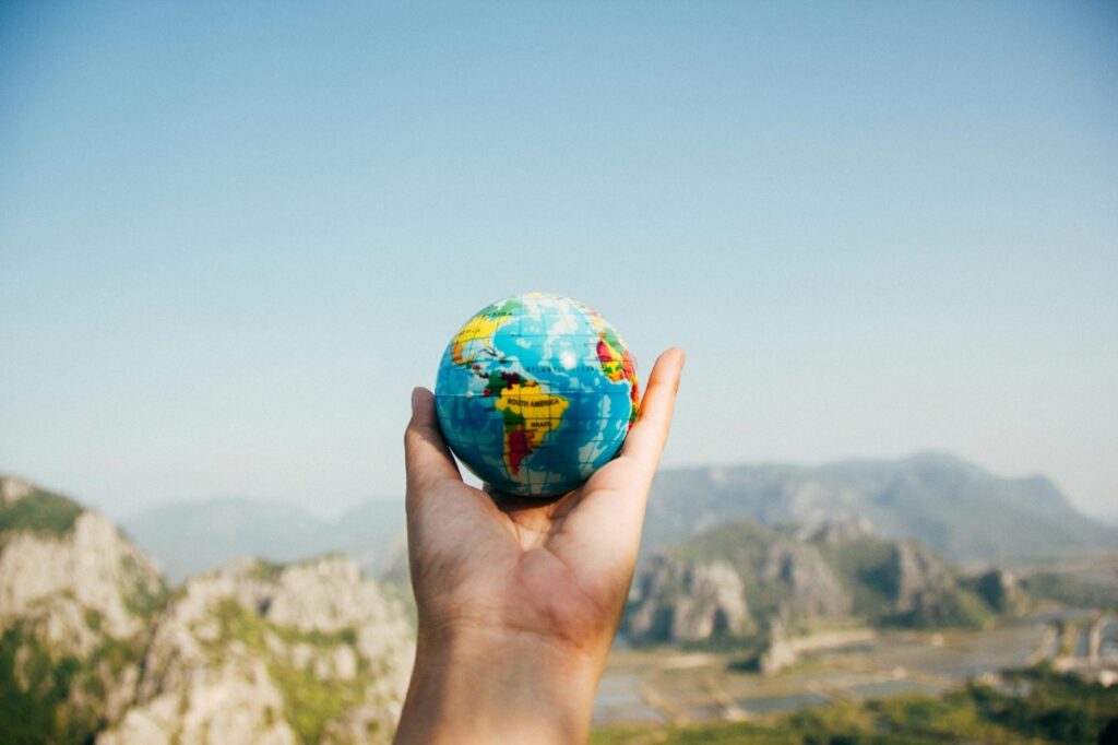 how to become a travel agent in Michigan