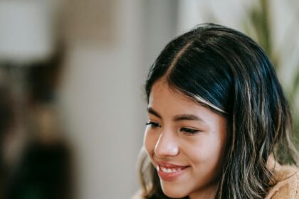 how to become a travel agent in Michigan